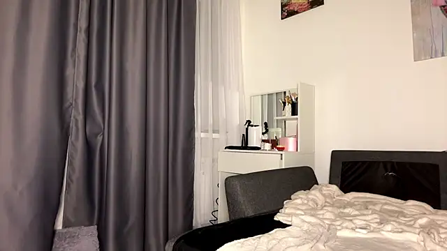 BelovedShadow webcam