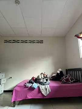 antonelared18 webcam