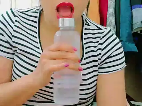 MojaditPussy webcam