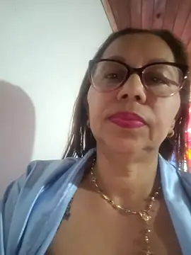 Ladymilf12 webcam
