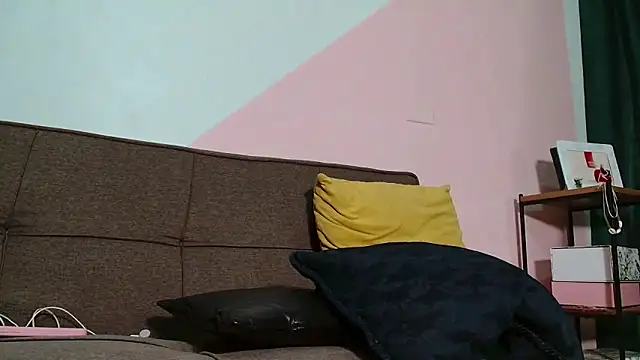 Barbie_tamer webcam