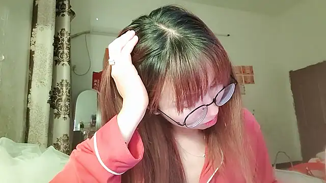 Lili_666 webcam