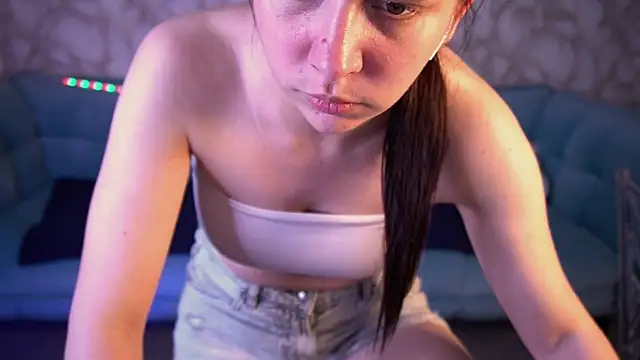 LiviaShy webcam