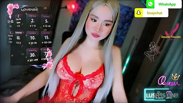 xBigSurpriseLorainex webcam