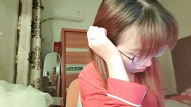 Lili_666 webcam