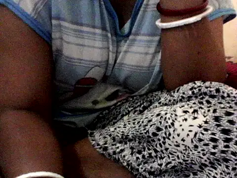 Naughty_aashi99 webcam