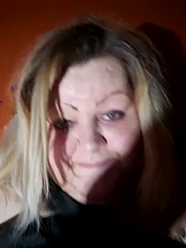 ducicsajsziii - Ducicsajsziii's free webcam - UK Sex Cams