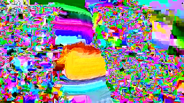danesacronin (F young) - Split naked