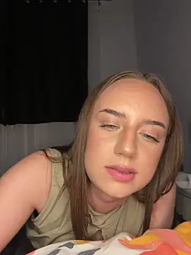 adellasweet webcam