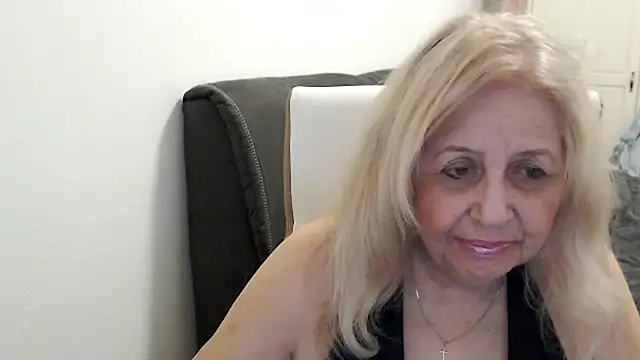 SusiLifeXXX webcam