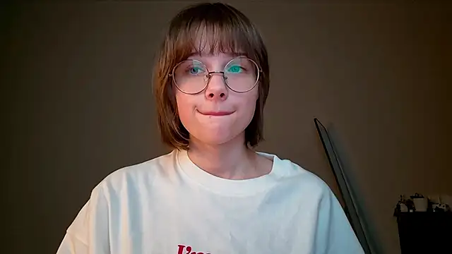 ExitedTroth webcam