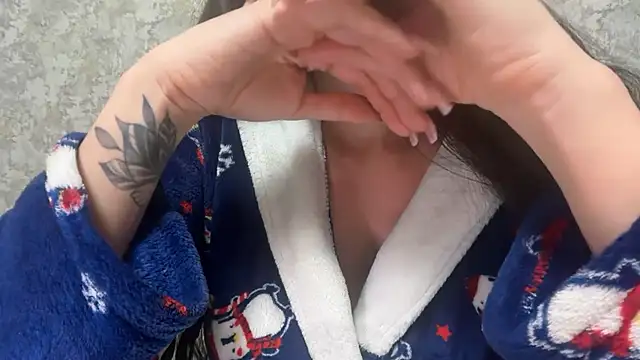 Angelinaa19 webcam