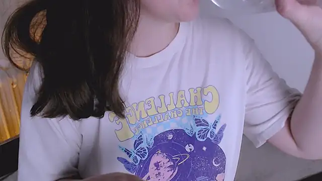 ChubbyMaia webcam