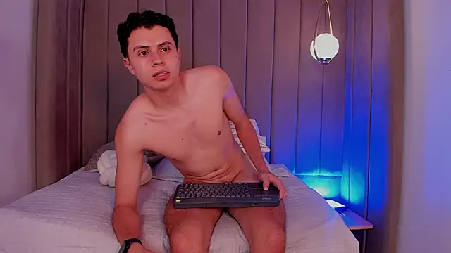liam_salvatoree webcam