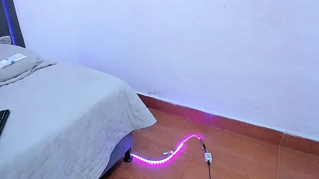 NatashaDiamond webcam
