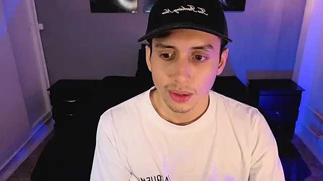 Zack_isback webcam