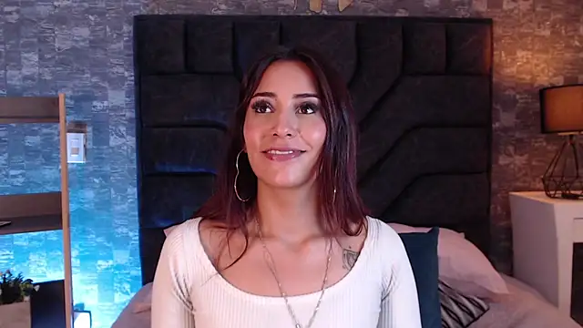 emy_fg webcam