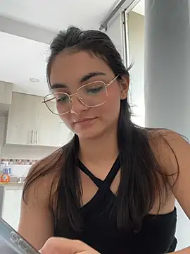 Cat2525 Live Webcam on Stripchat