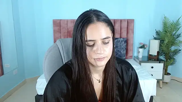 heidy_hoiss - Heidy_hoiss's free webcam - UK Sex Cams