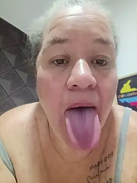 CheekySnowQueen_69 webcam