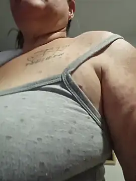 CheekySnowQueen_69