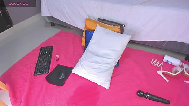 NastassjaCandy webcam
