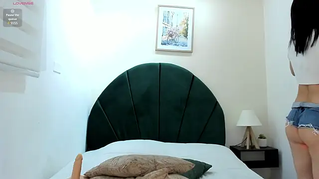 _EmilyJireh_ webcam