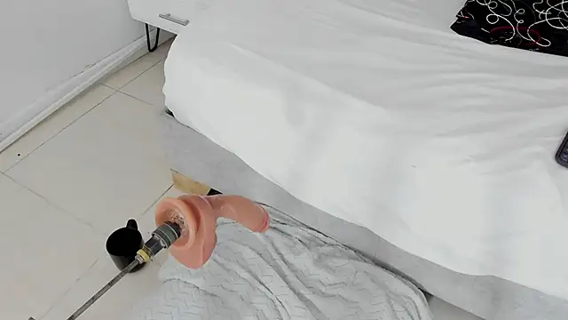 Slut_Milf_ webcam