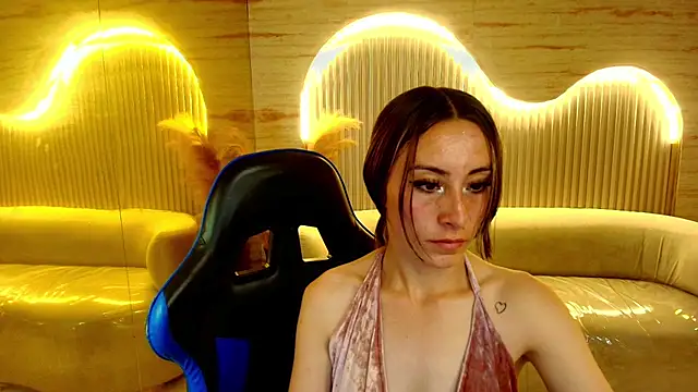 katalina_r_ webcam