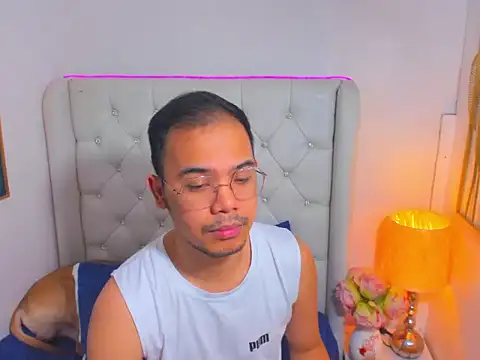 AsianZero webcam