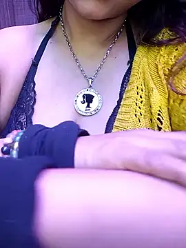 indian_passion webcam