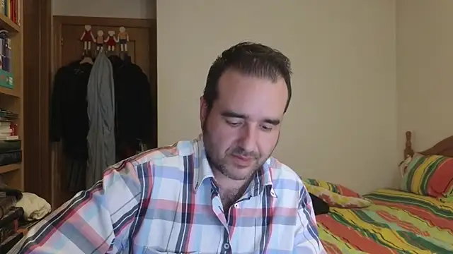 curiosillo83 webcam
