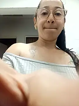 emilypoppy3 webcam