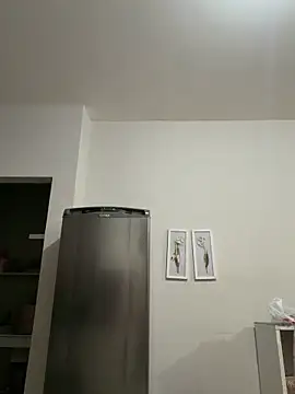 Irresistible24 live sex cam