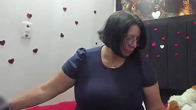 Evaaross_2345 webcam