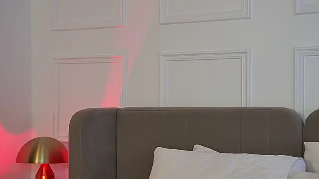 ArianaMell webcam