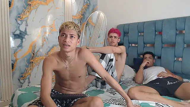 EMPIRE_BOYS1 webcam