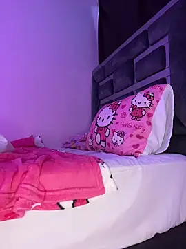 BellaMoon_ webcam