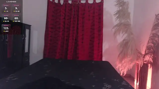 Liz_raven webcam