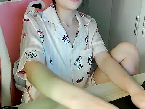 lucienguyen (Ask my age) - 🌷• so cute 💝/かわいい