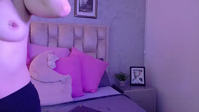 IsabellaRossi webcam