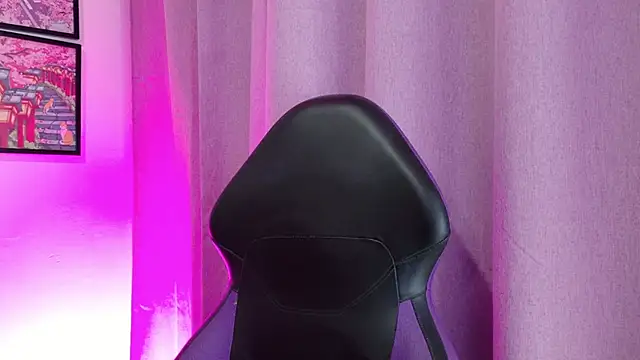 Carolina_Burninng webcam