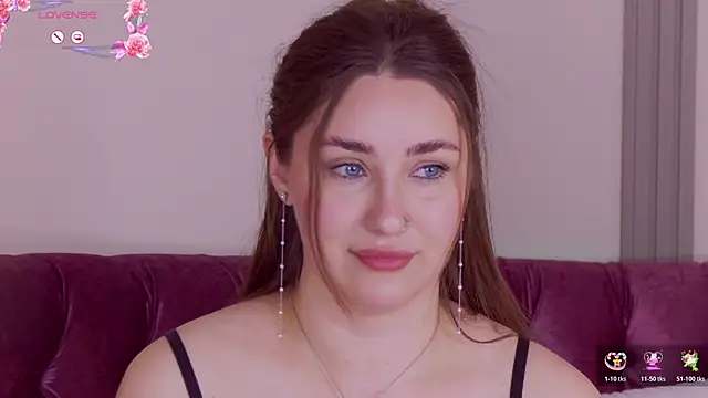 KiraBarlows webcam