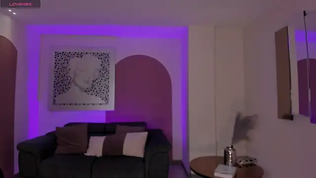 MaiaCollins webcam