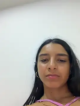 violeta365 (F young) - My finger in mi ass 🤭😈💦