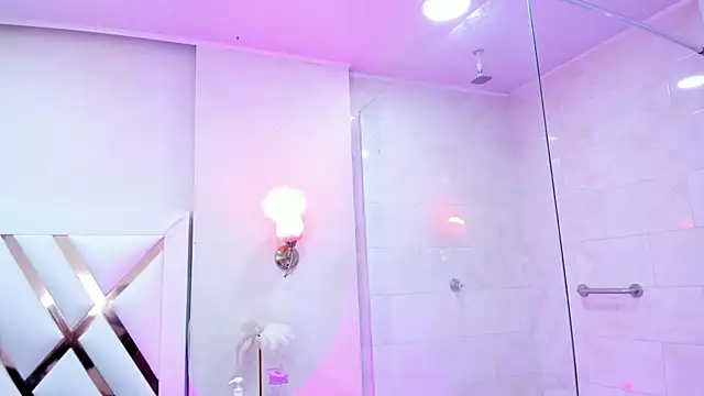 NatashaLuxy webcam