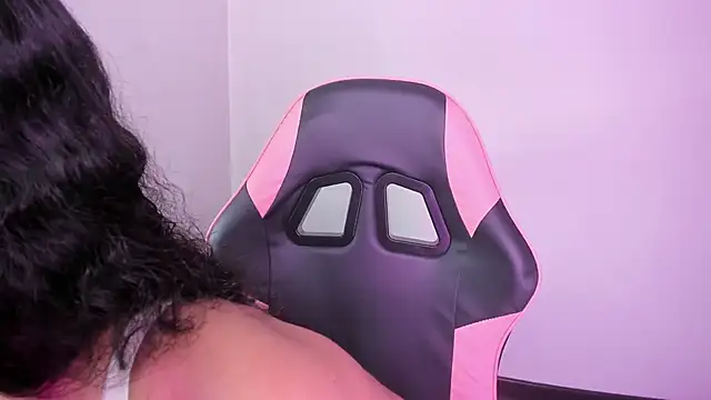 Arianna_Jannes webcam
