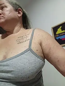 CheekySnowQueen_69 webcam