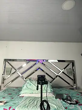 maybelline69 webcam
