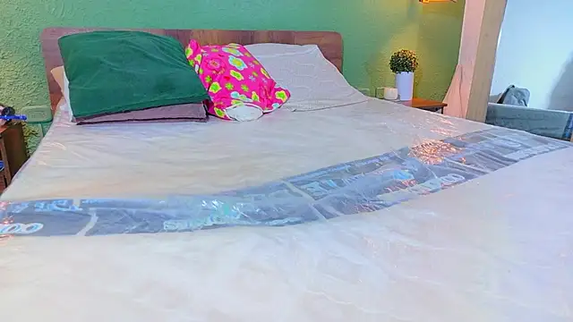 tinyy_whore18